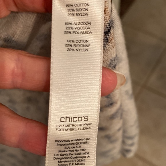 Chicos Long Open Front Leopard Sweater Nearly New - Picture 5 of 6